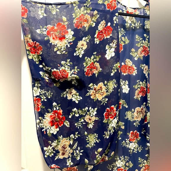 Fashion Nova Navy Floral Print Chiffon Kimono - Picture 4 of 7